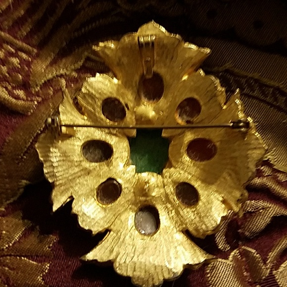 CelticBrooch/Pendant - Deep Red Cabachon Stones - Picture 7 of 7